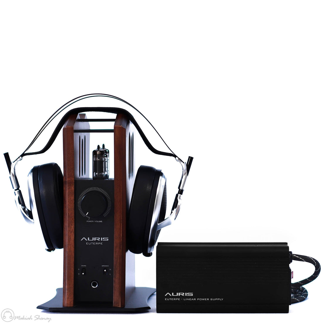 Auris Euterpe tube headphone amp/DAC serves as headphone stand for Meze Elite