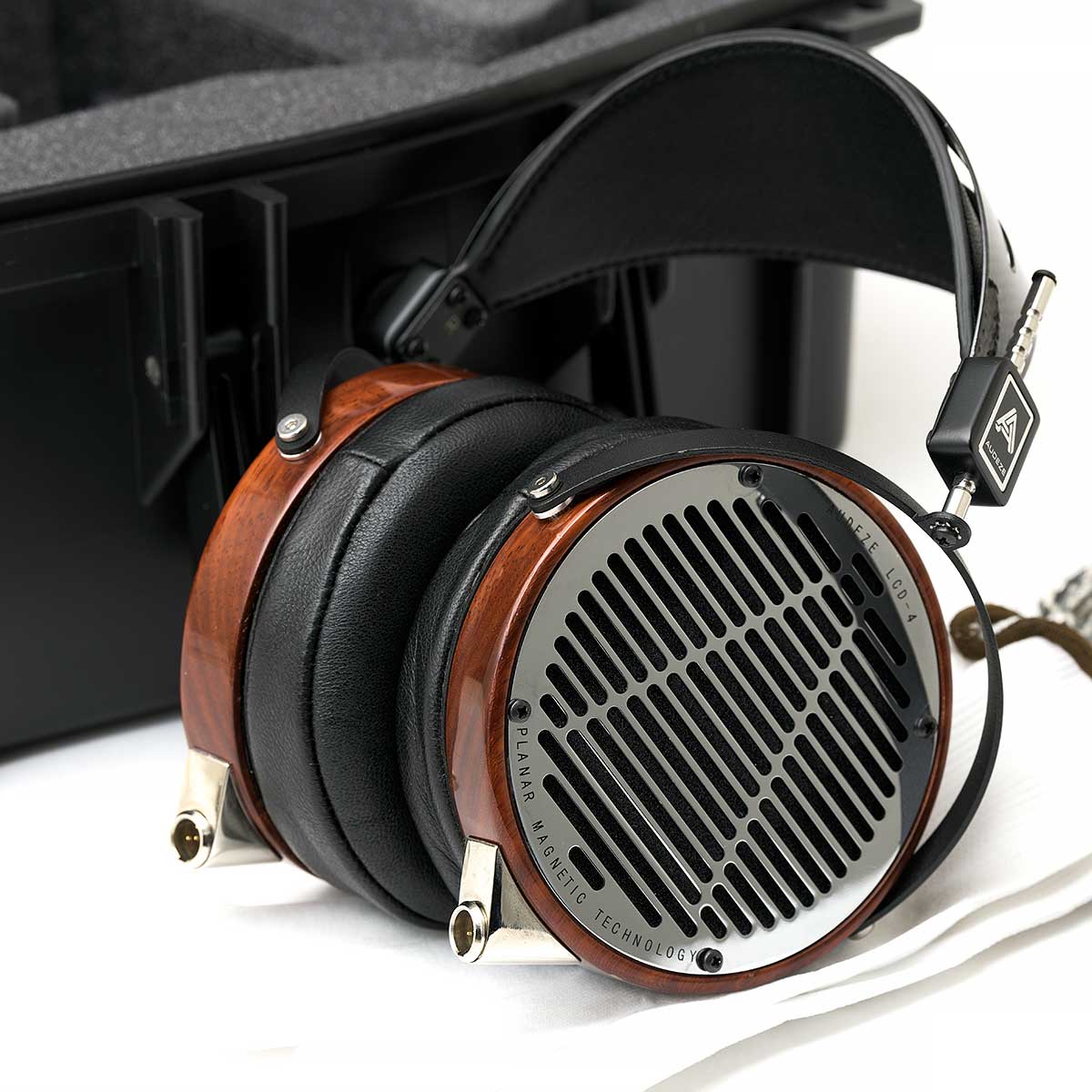 Audeze LCD-4 • Bloodwood