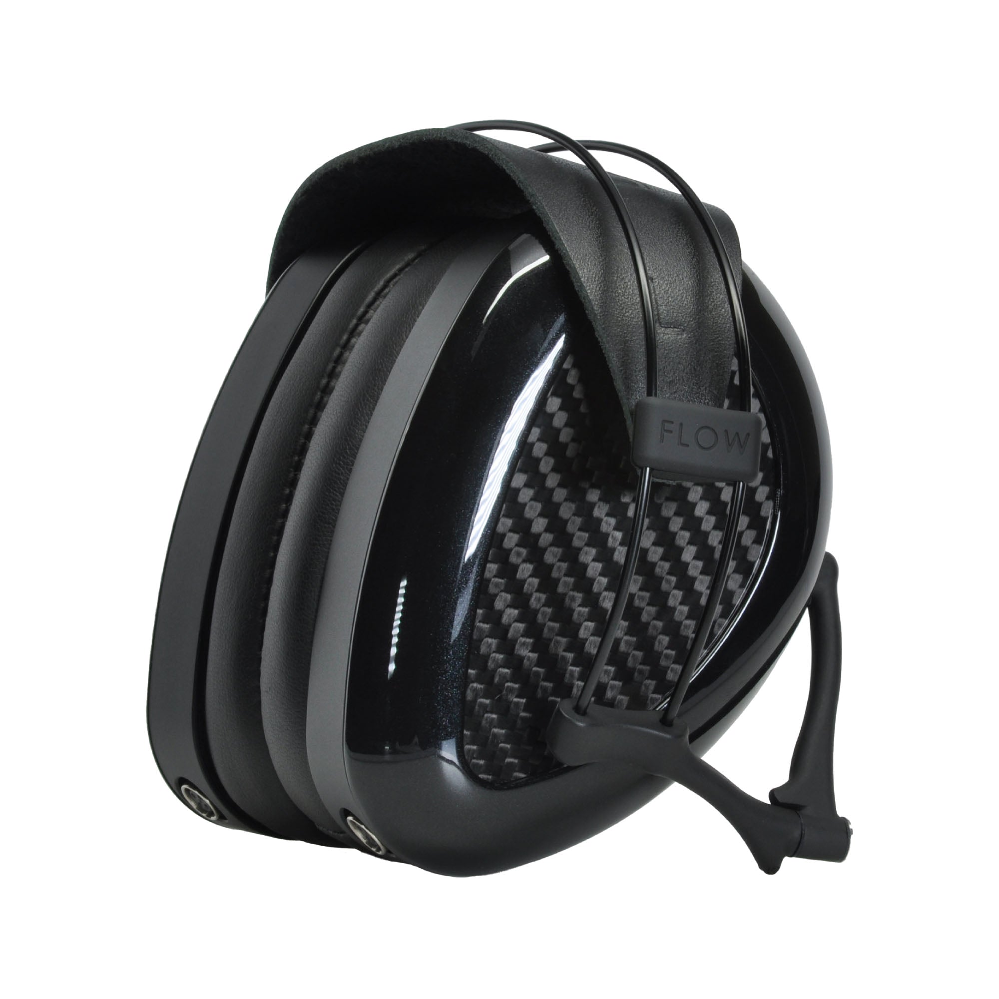 Dan Clark Audio AEON 2 Noire closed-back headphones with black metallic finish and carbon fiber ear cups on white background
