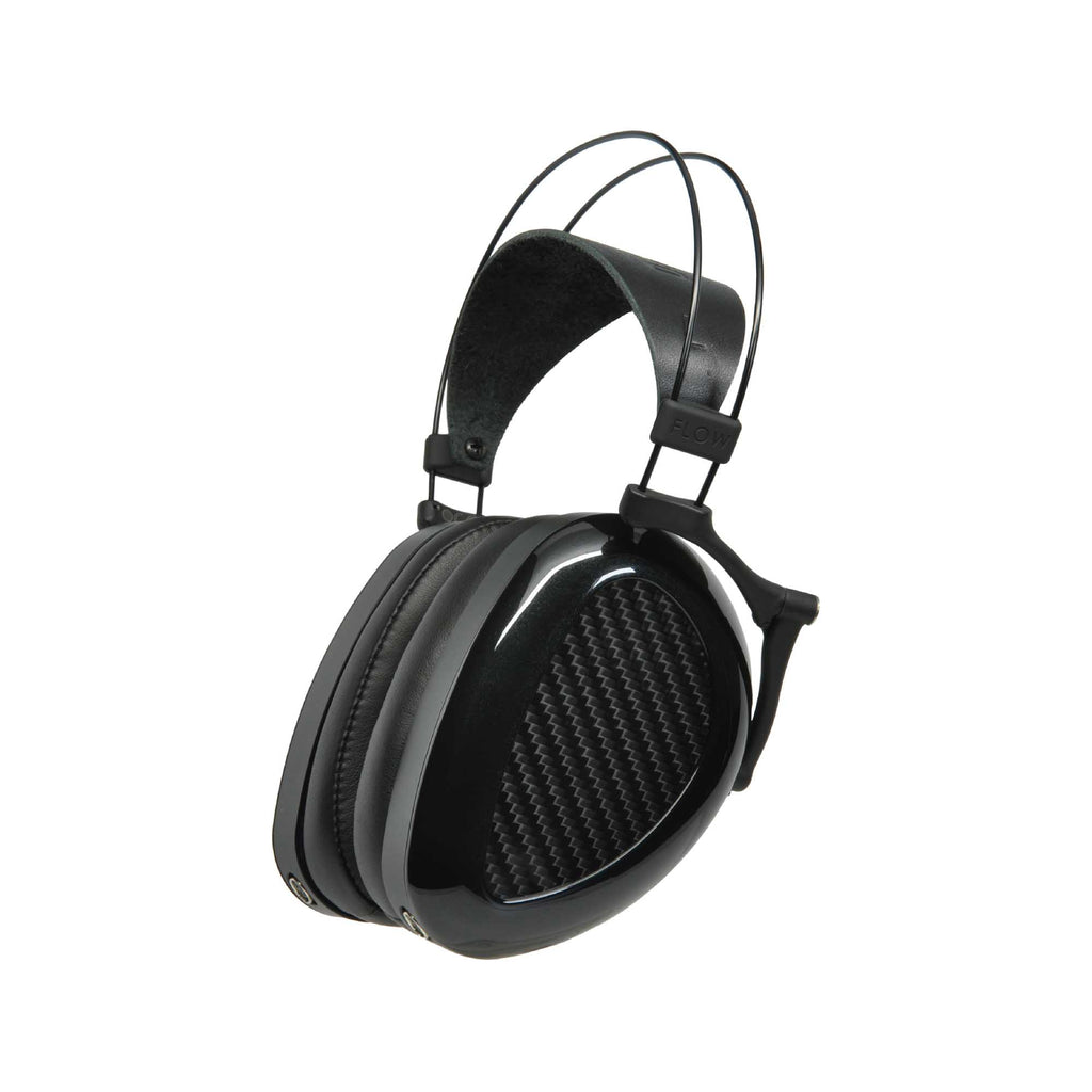 Dan Clark Audio AEON 2 Noire closed back headphones with metallic black finish and carbon fiber ear cups on white background