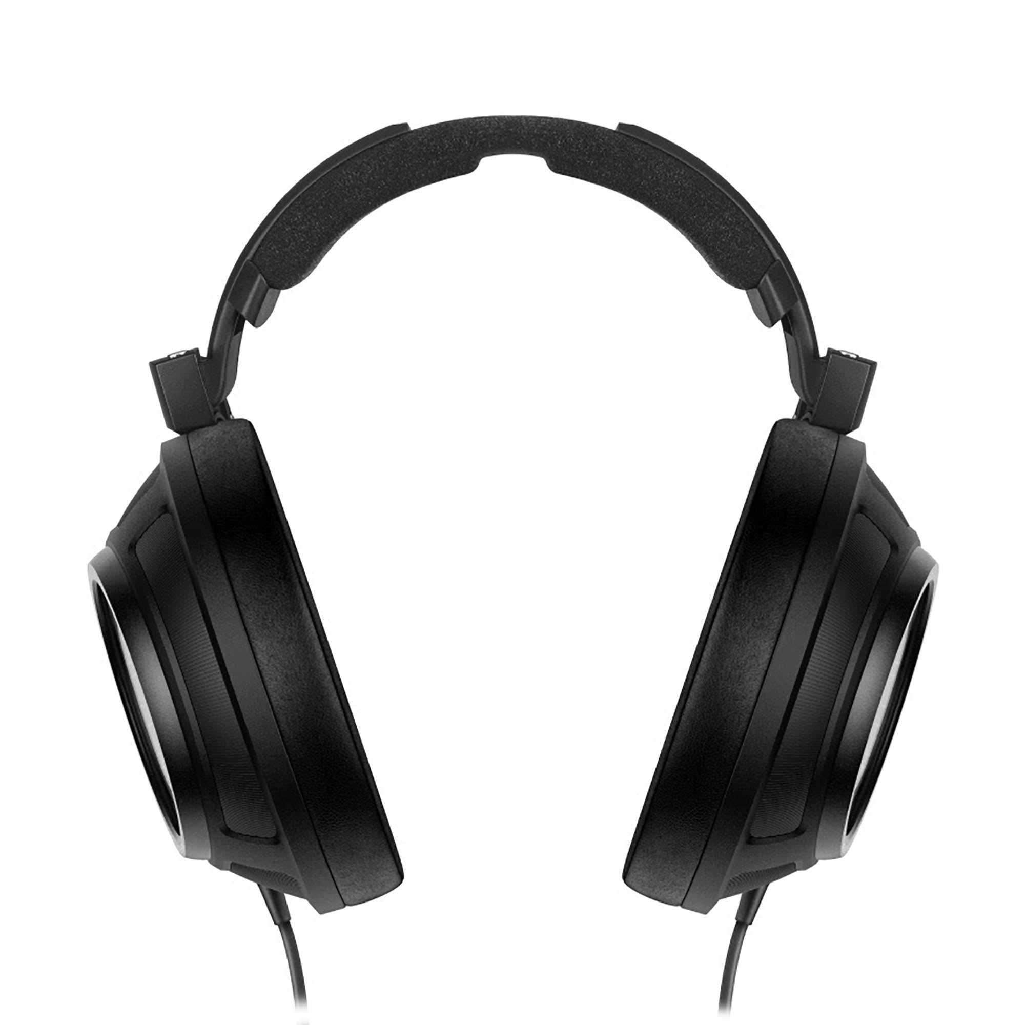 Sennheiser HD820 closed-back dynamic headphones in black with cushioned ear cups and headband designed for audiophile sound quality